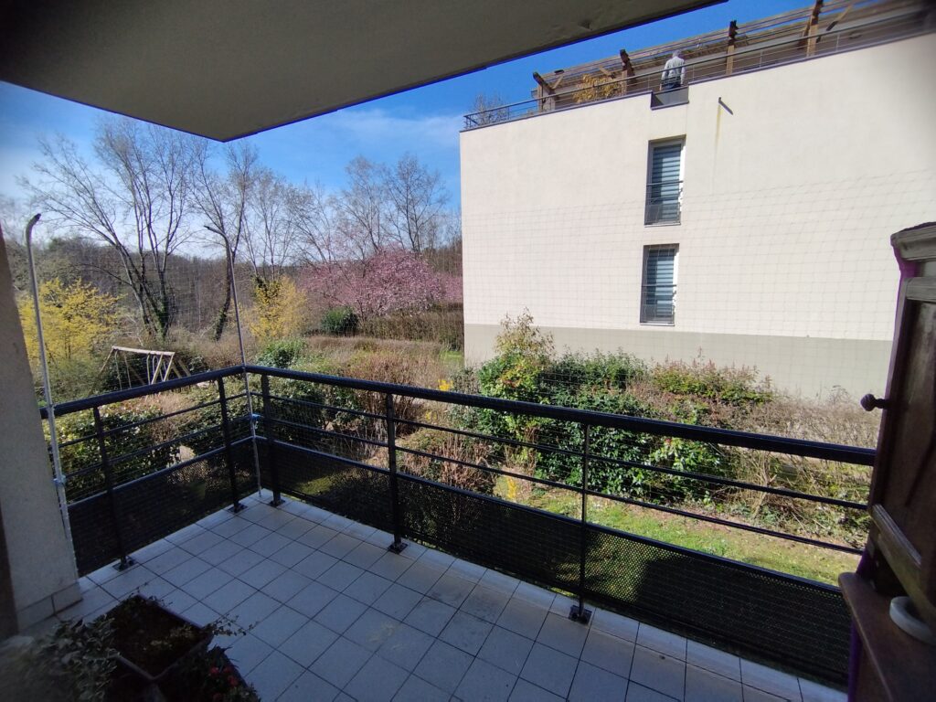 Filet anti chute sur balcon à Annecy