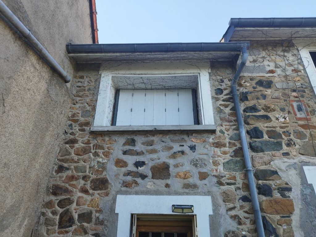 Cadre de fenetre anti chute à Chiddes